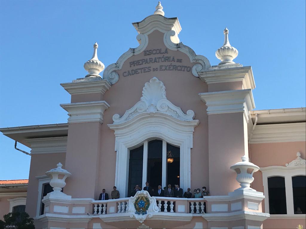 Cerimônia marcou o ingresso de 423 novos alunos