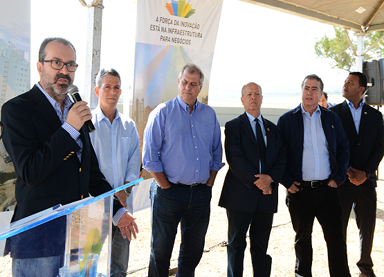 Arnaldo Rezende, da FEAC, exaltou a parceria com o poder público