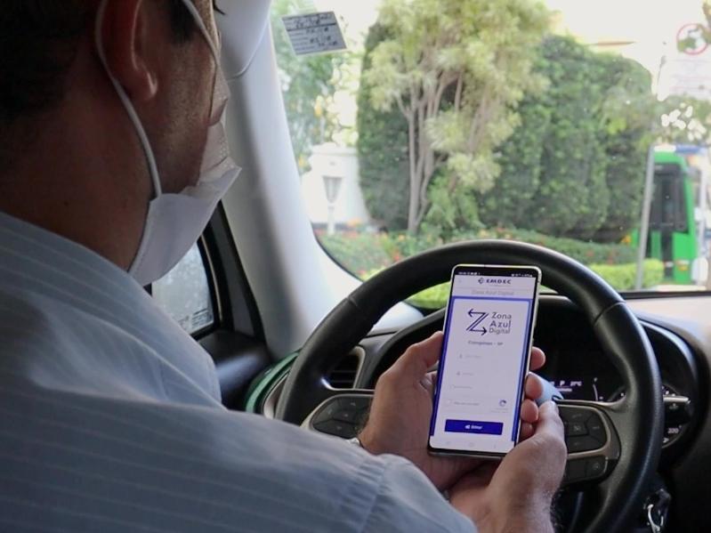 Funcionamento por celular traz comodidade e rapidez