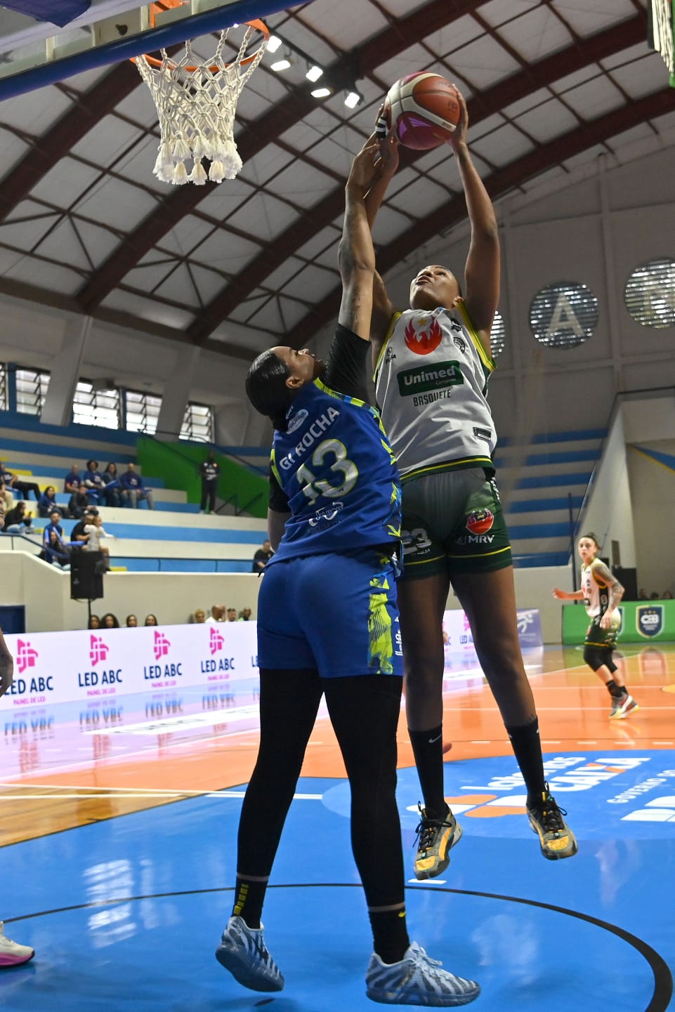 A Unimed Basquete foi superior a Santo André durante todo o jogo