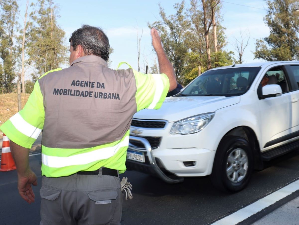 Agentes vão monitorar o fluxo de veículos e acesso ao estacionamento
