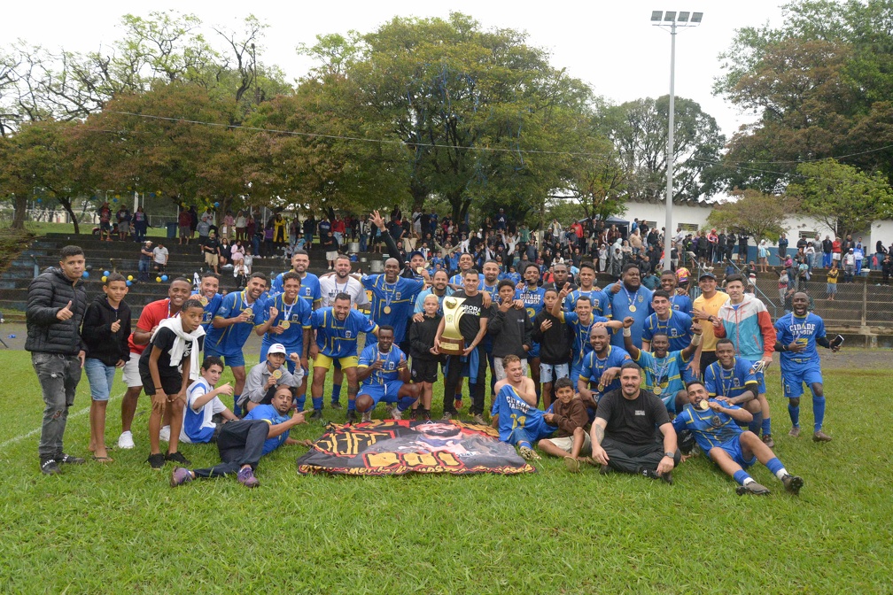 Amador B: Equipe do Cidade Jardim fez a festa no gramado do Centro Esportivo Argemiro Roque