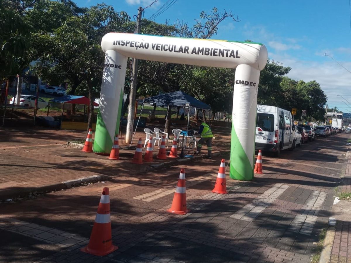 Atividade é promovida pela Emdec, com objetivo de conscientizar sobre poluentes; inspeção é feita por ordem de chegada