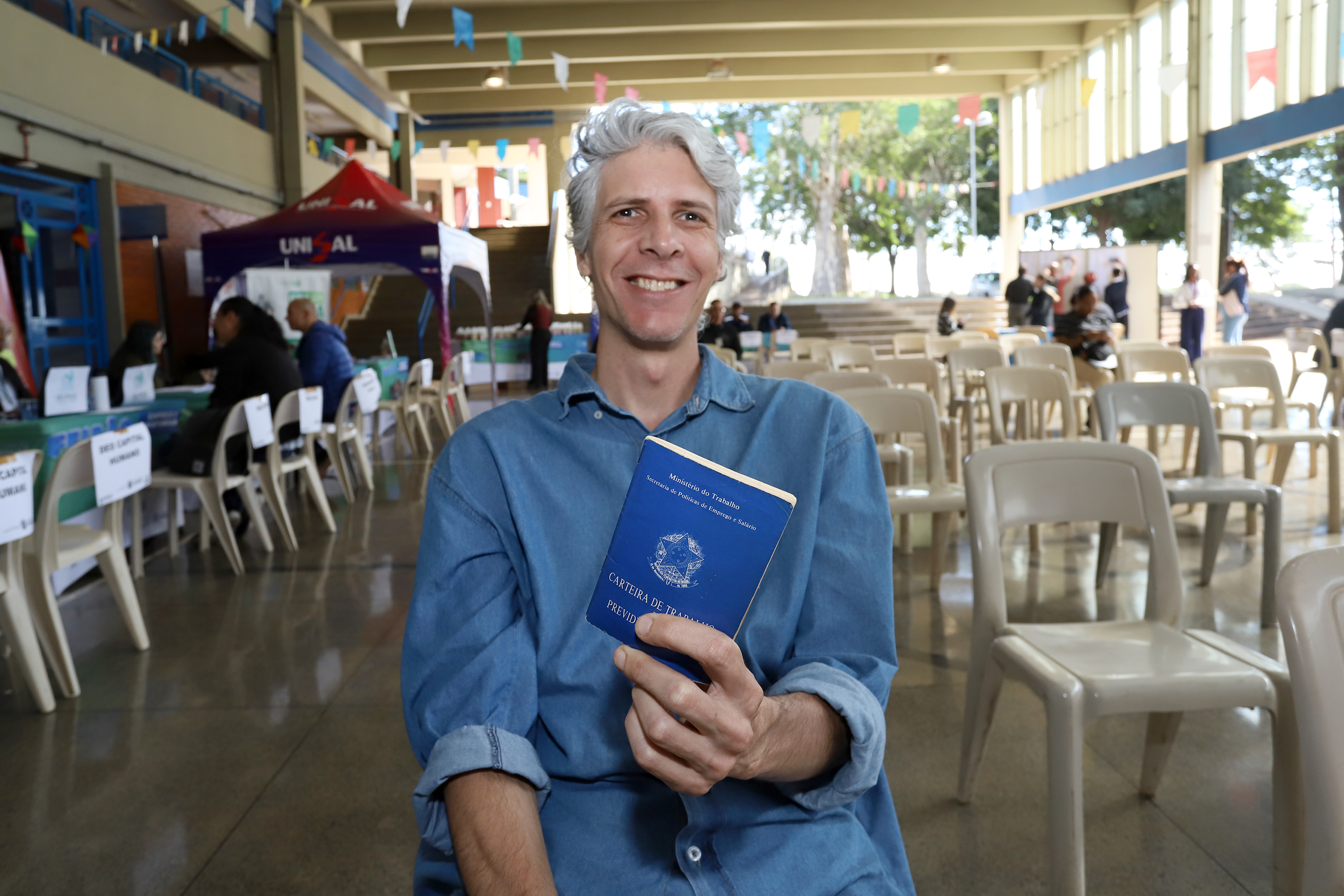  André Zerbinati participou do Feirão e recebeu dois encaminhamentos: "isso aumenta bastante a minha esperança de voltar ao mercado de trabalho", comemorou