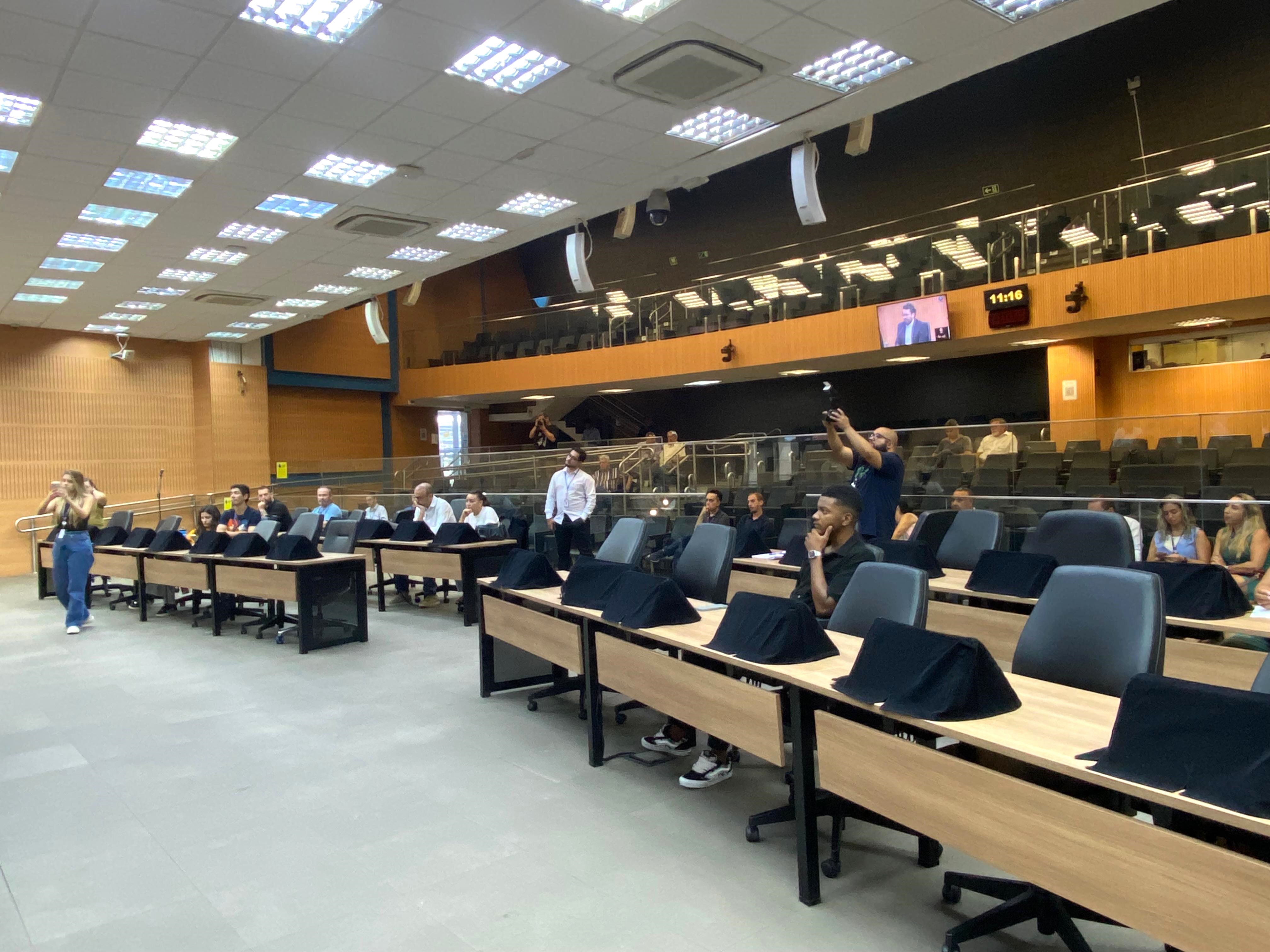 Audiência debateu prazos para a transição do transporte público