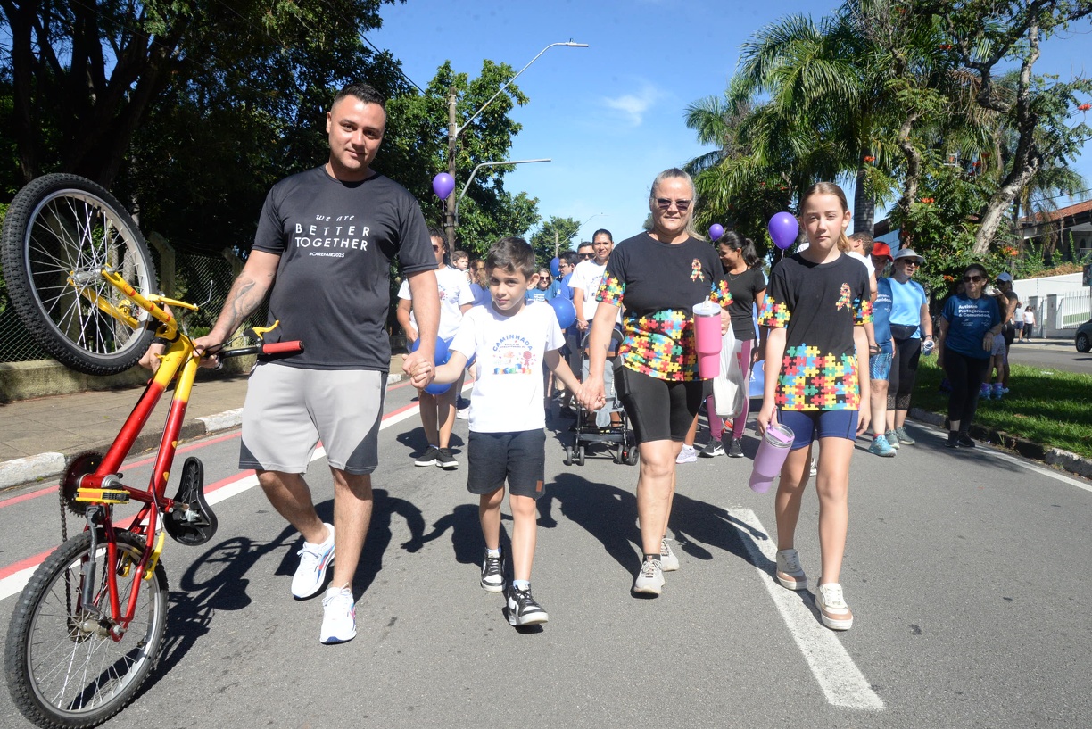 Iniciativa busca fortalecer a rede de apoio a pessoas autistas e seus familiares