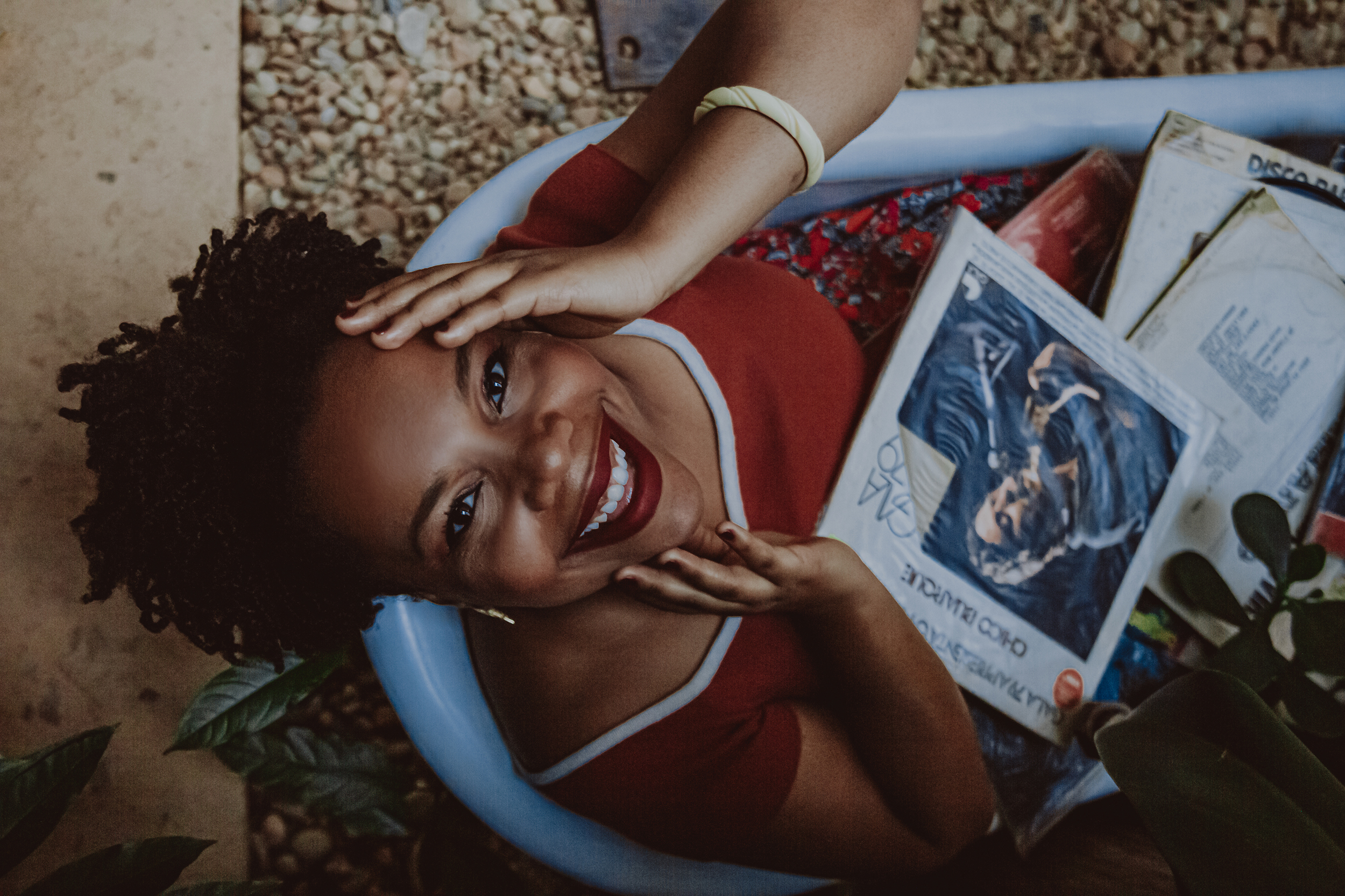 A cantora Bia Lourenço é um dos nomes que estará no festival 