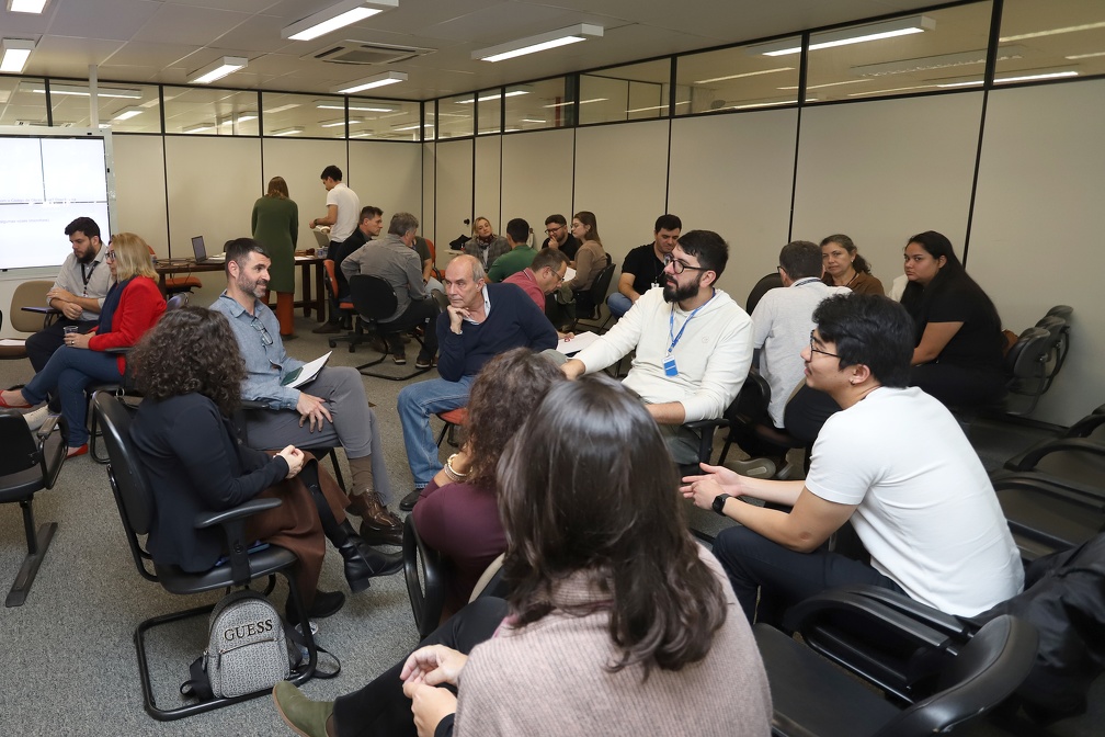 Servidores municipais participaram da primeira reunião do grupo técnico responsável pela revisão do Código de Obras de Campinas