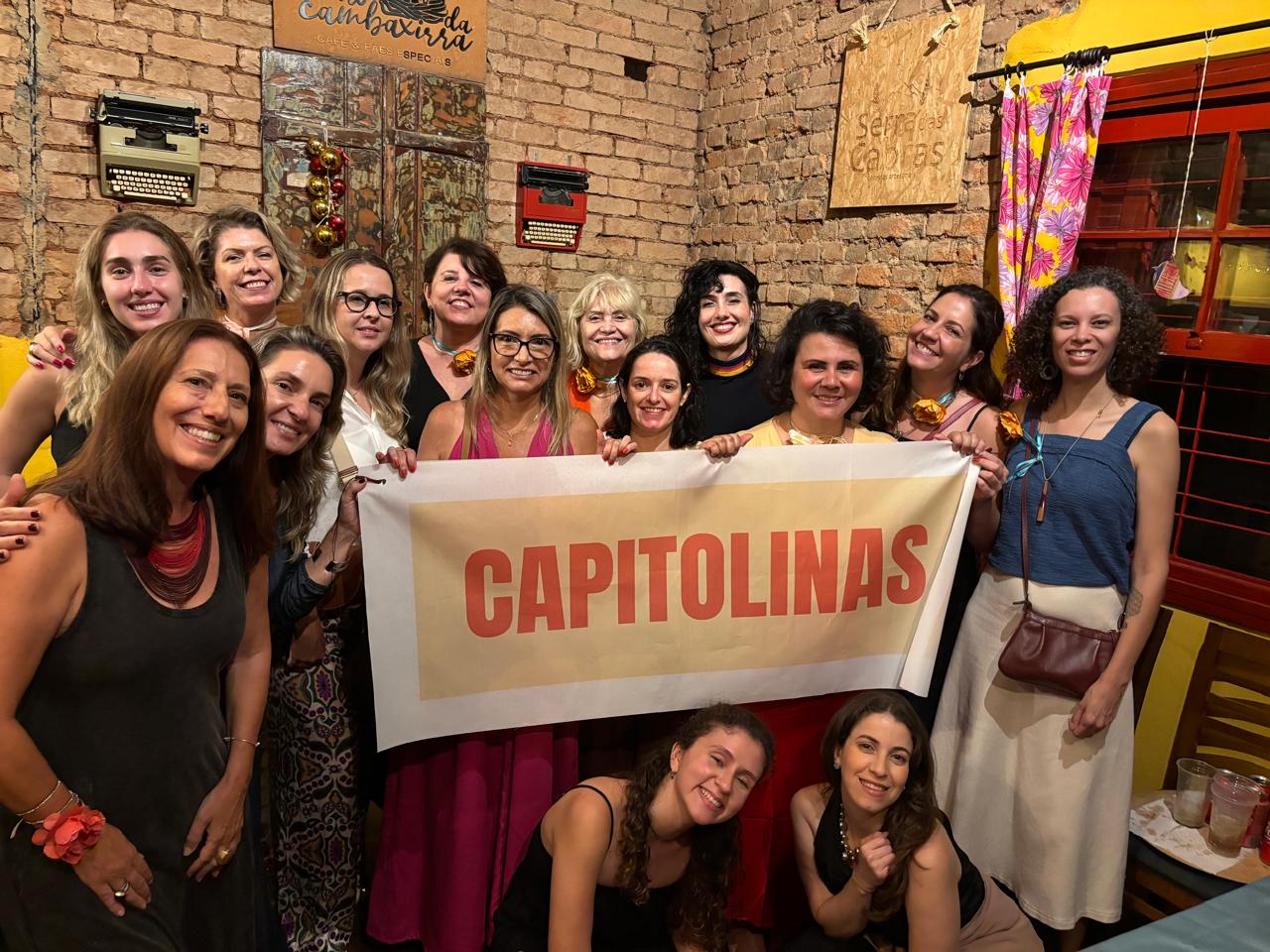 O Capitolinas é um coletivo literário fundado em Campinas e voltado ao fortalecimento feminino a partir da literatura