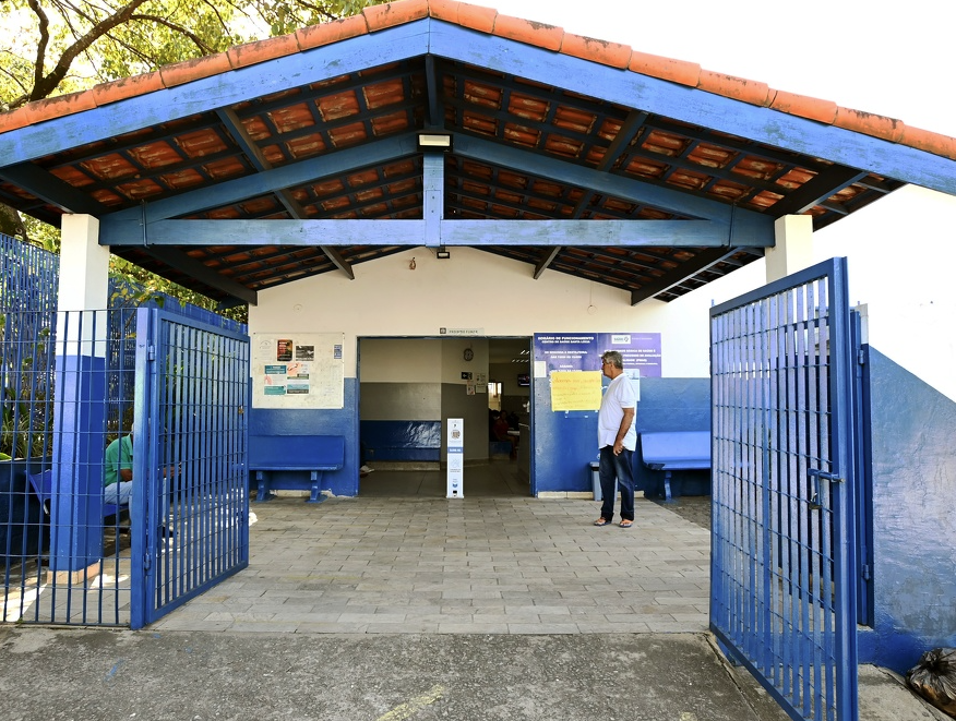 Consultas agendadas, demandas espontâneas e vacinação acontecem normalmente na unidade durante o período