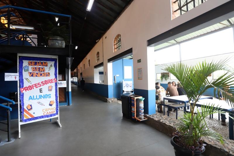 Informações sobre os cursos do Ceprocamp podem ser consultadas em https://www.fumec.sp.gov.br/ceprocamp