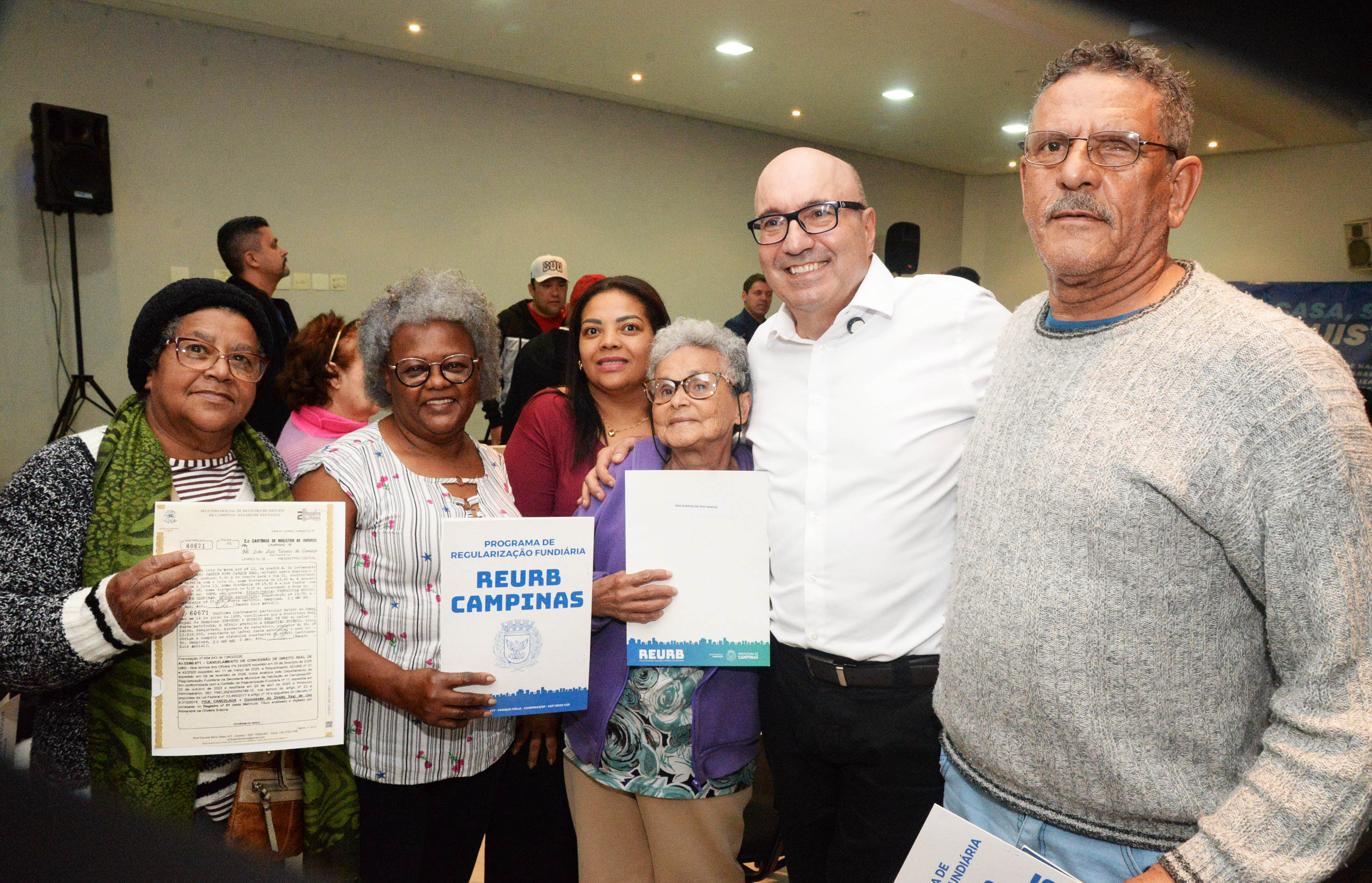 Desde 2021, a Prefeitura de Campinas já entregou 22.364 matrículas por meio do programa de regularização fundiária