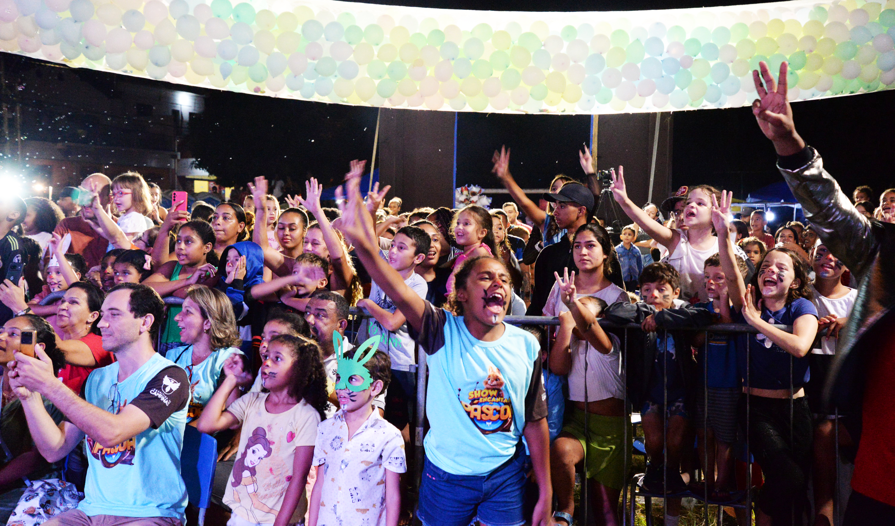 Cerca de 800 pessoas marcaram presença e eram pura alegria.