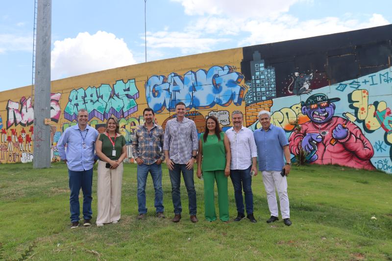 Comitiva foi recebida por gestores da Emdec 