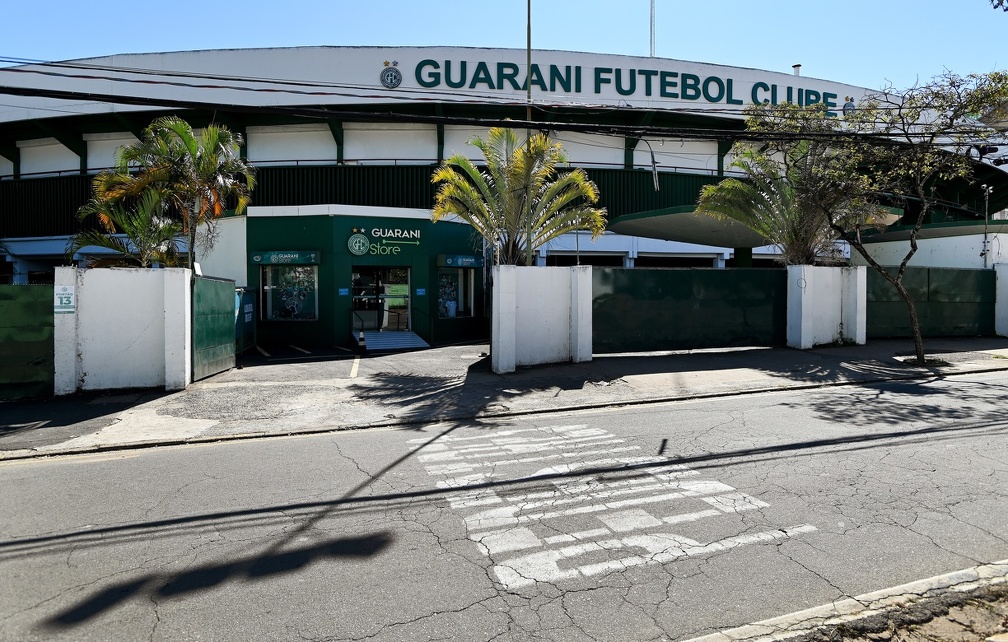 Trechos no entorno do estádio Brinco de Ouro serão fechados ao tráfego de veículos