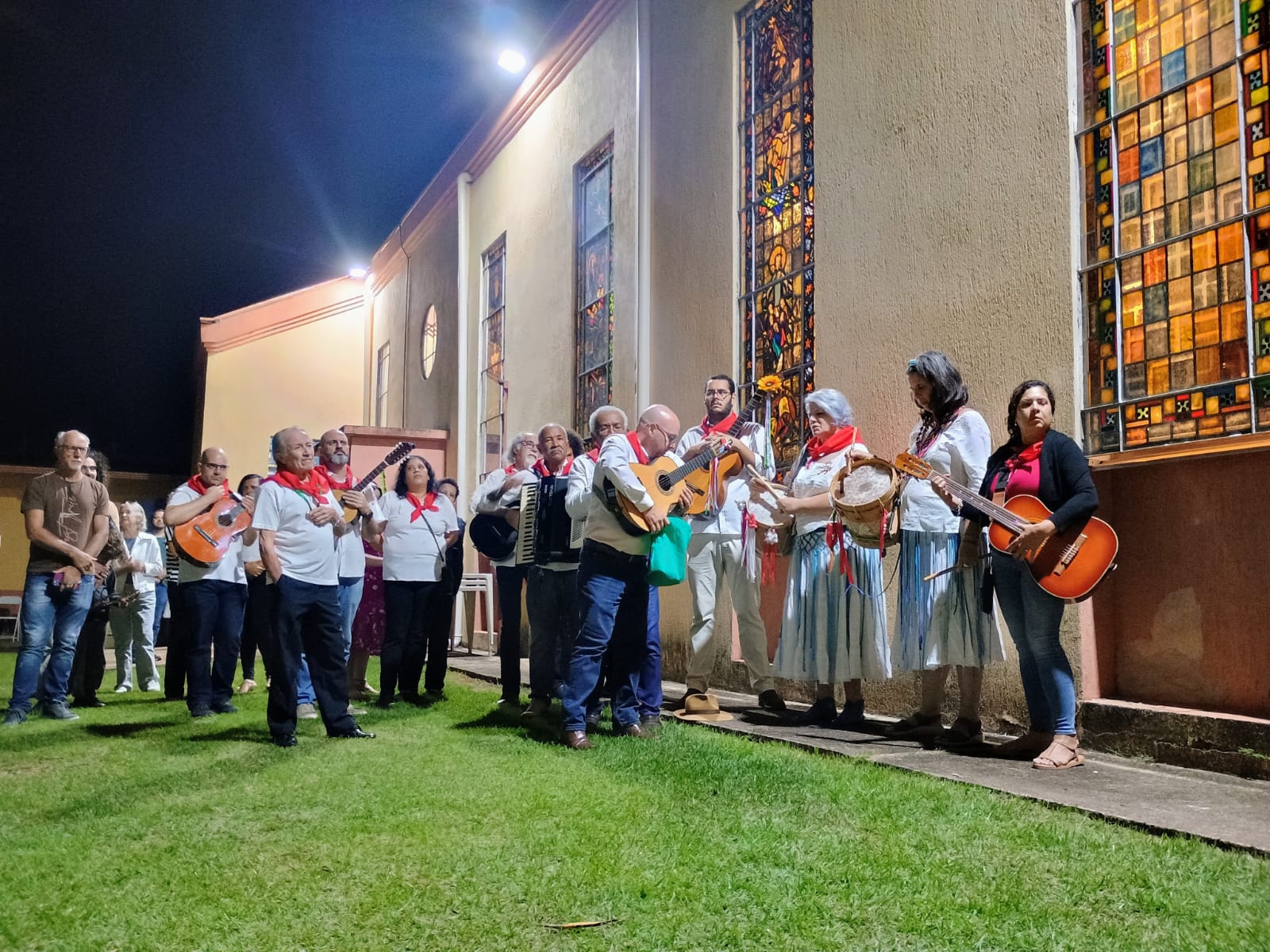 Evento é aberto ao público e acontece na Paróquia Santa Izabel