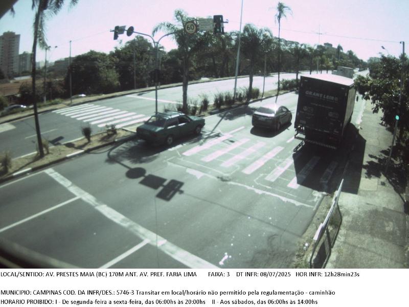 Flagrantes do período de testes mostram circulação irregular de caminhões