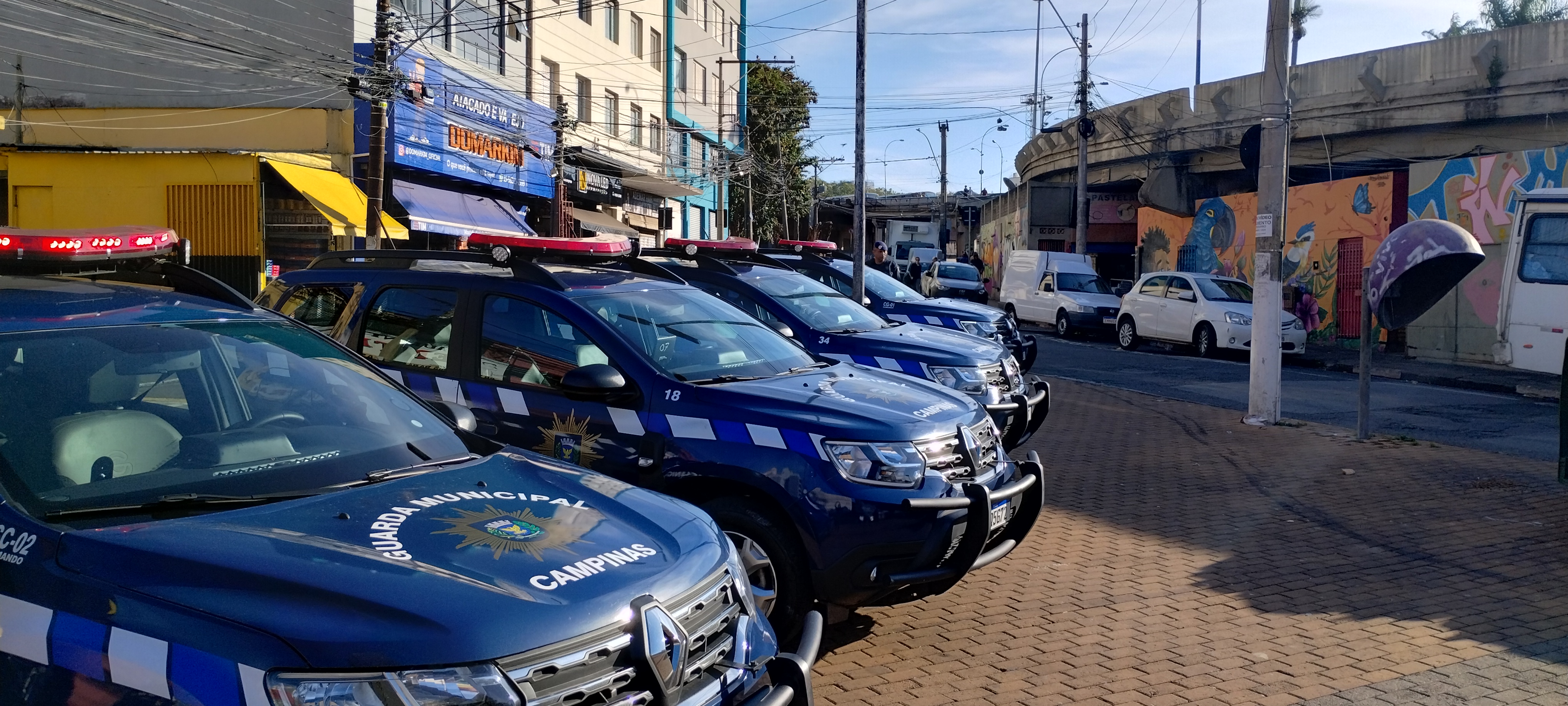 Ronda ostensiva com viaturas complementa o trabalho