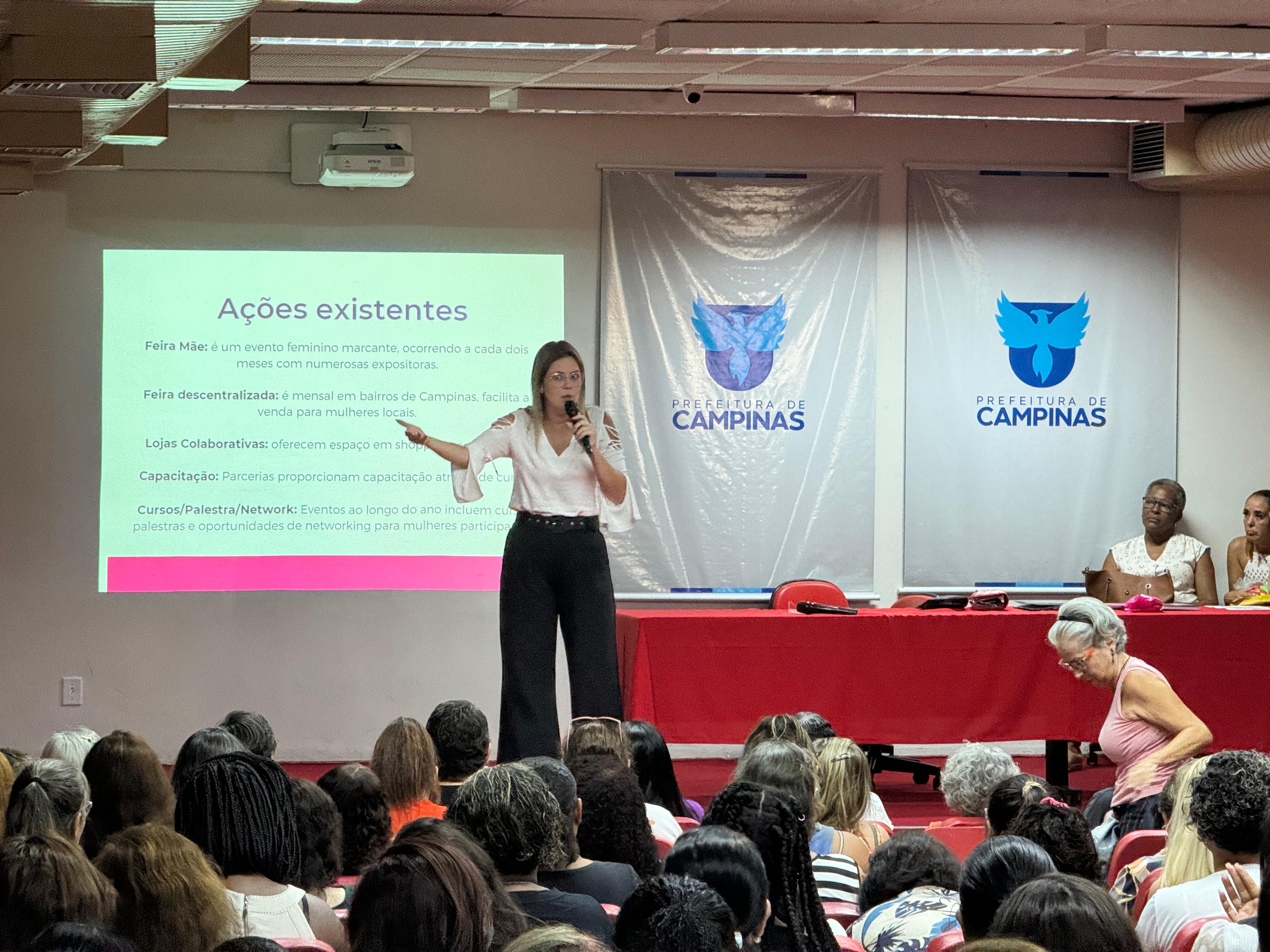 Grazielle Coutinho apresentará o Programa Feira de Mulheres Empreendedoras em Macapá (AP) para gestores públicos de todo o Brasil