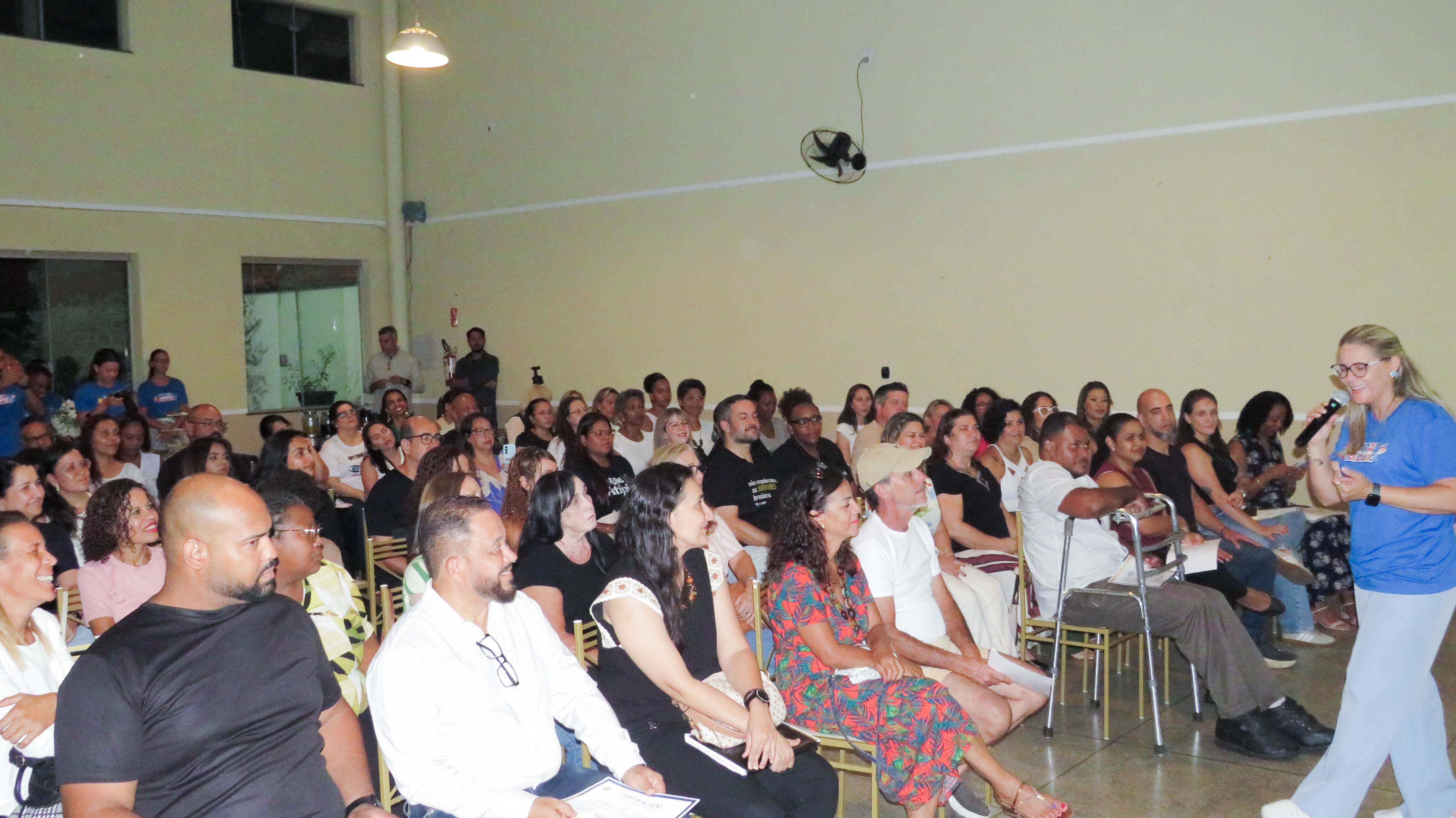 Voluntários se reuniram em buffet no Santa Letícia