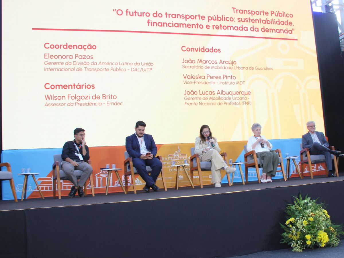 Reunindo mais de 220 pessoas, de 70 cidades, o Fórum Paulista vai até esta quinta-feira, dia 16