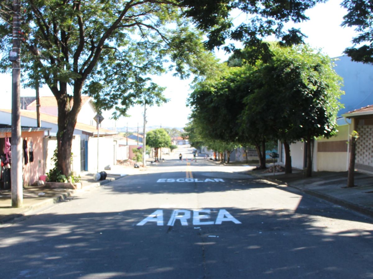 Pintura no solo pede atenção para locais geradores de trânsito