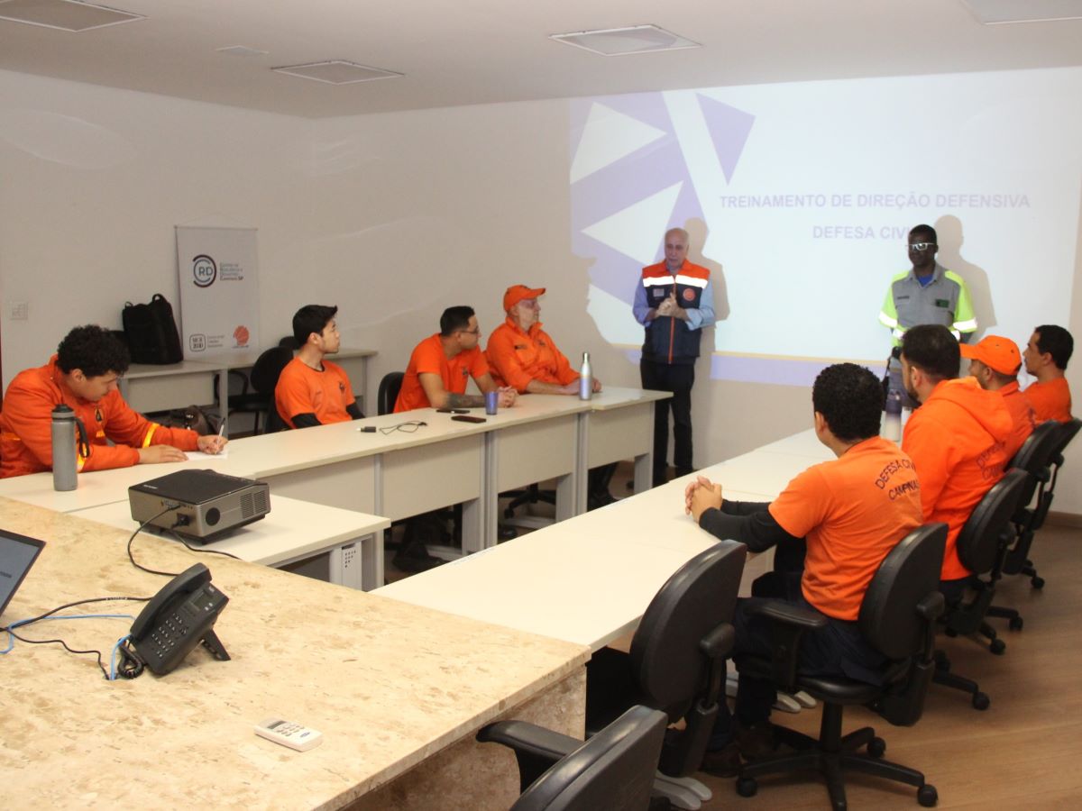 Treinamento é voltado para a condução segura de viaturas, combinando os conceitos tradicionais de prevenção de sinistros de trânsito com técnicas de pilotagem tática, operacional e evasiva