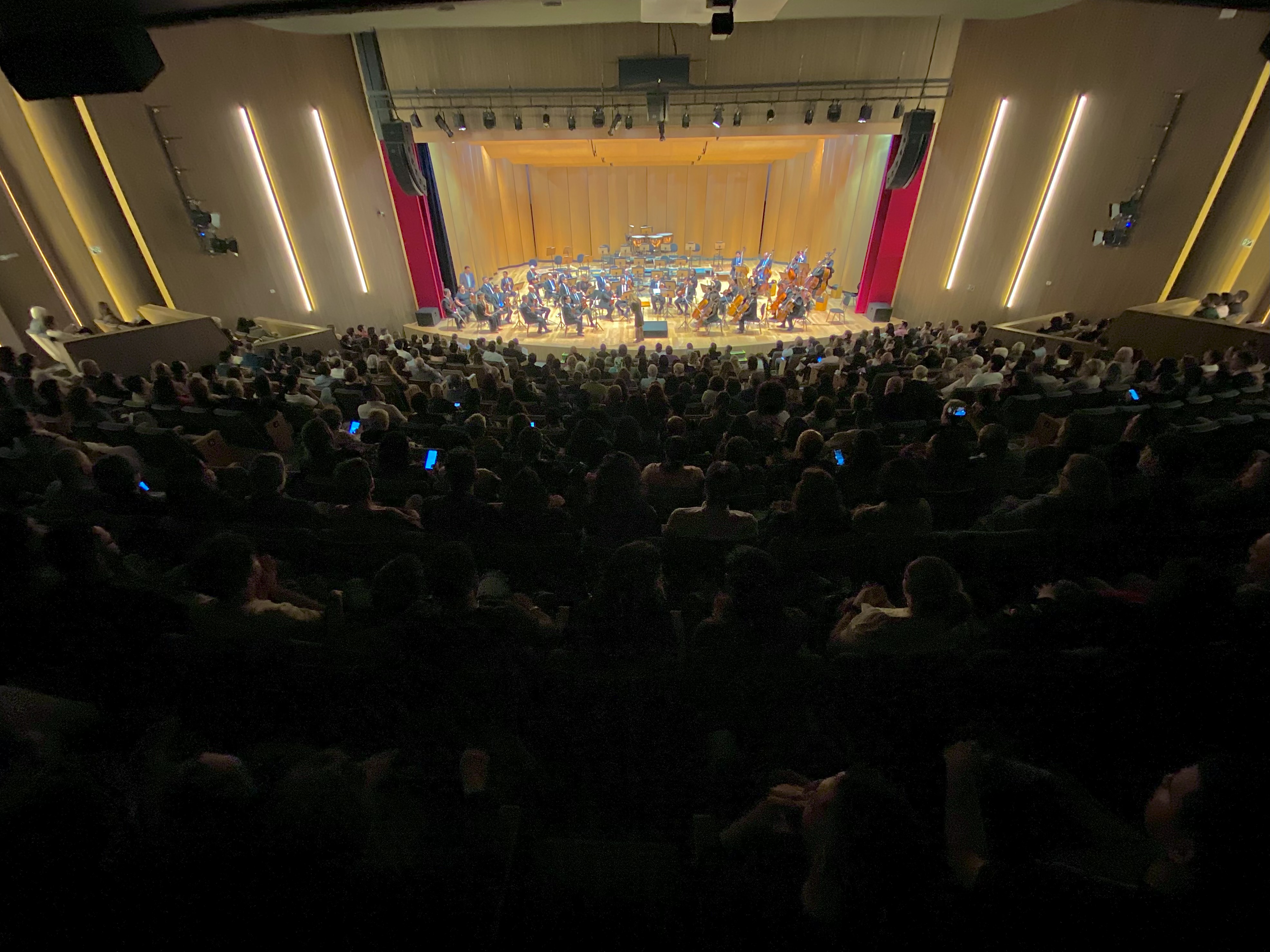 Quem gosta de música clássica terá diferentes opções para conferir a Orquestra Sinfônica Municipal de Campinas em outubro