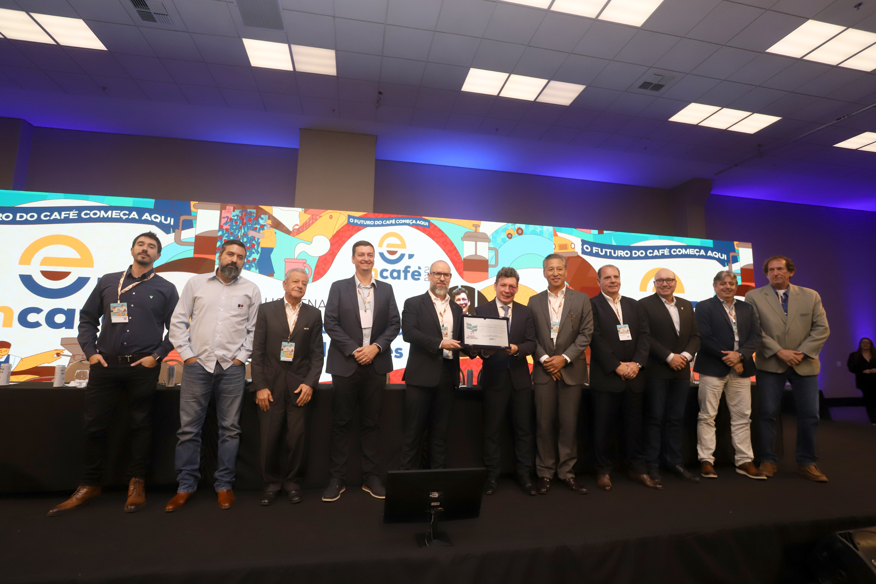 Com o tema “O futuro do café começa aqui”, evento segue até a próxima sexta