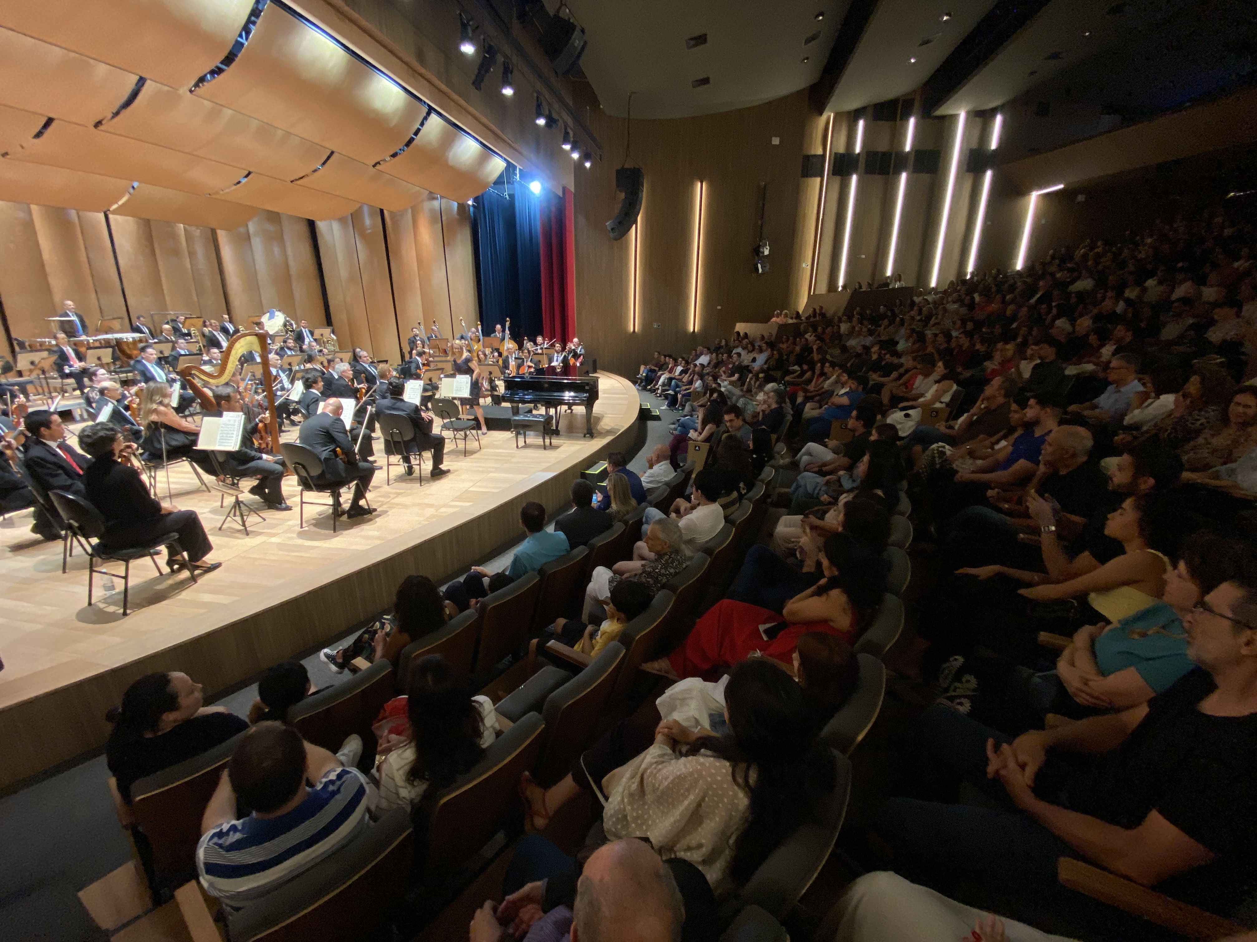 Orquestra Sinfônica de Campinas apresenta,  dia 11 de abril, às 20h, no Teatro Castro Mendes, um concerto especial dedicado à expressividade da música espanhola
