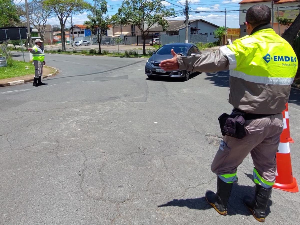 A Emdec recomenda que motoristas que não forem participar da visita evitem a região