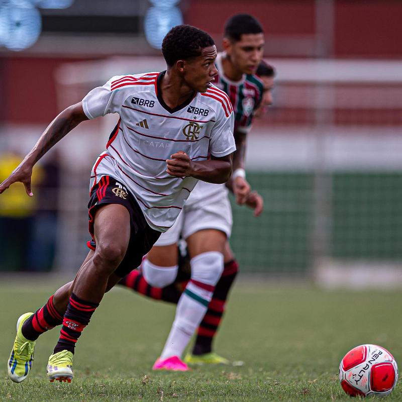 Ex-aluno da Emef Lourenço Bellocchio, no Jardim Boa Esperança, Kauan Menegatti joga no time da seleção Sub-20 do Flamengo