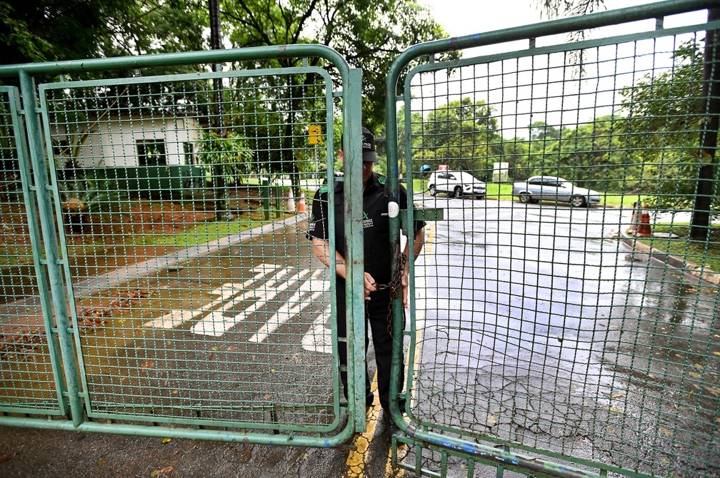 Parques foram fechados após índices de chuvas atingirem mais de 80 mm; em algumas regiões os volumes ficaram acima de 100 mm 