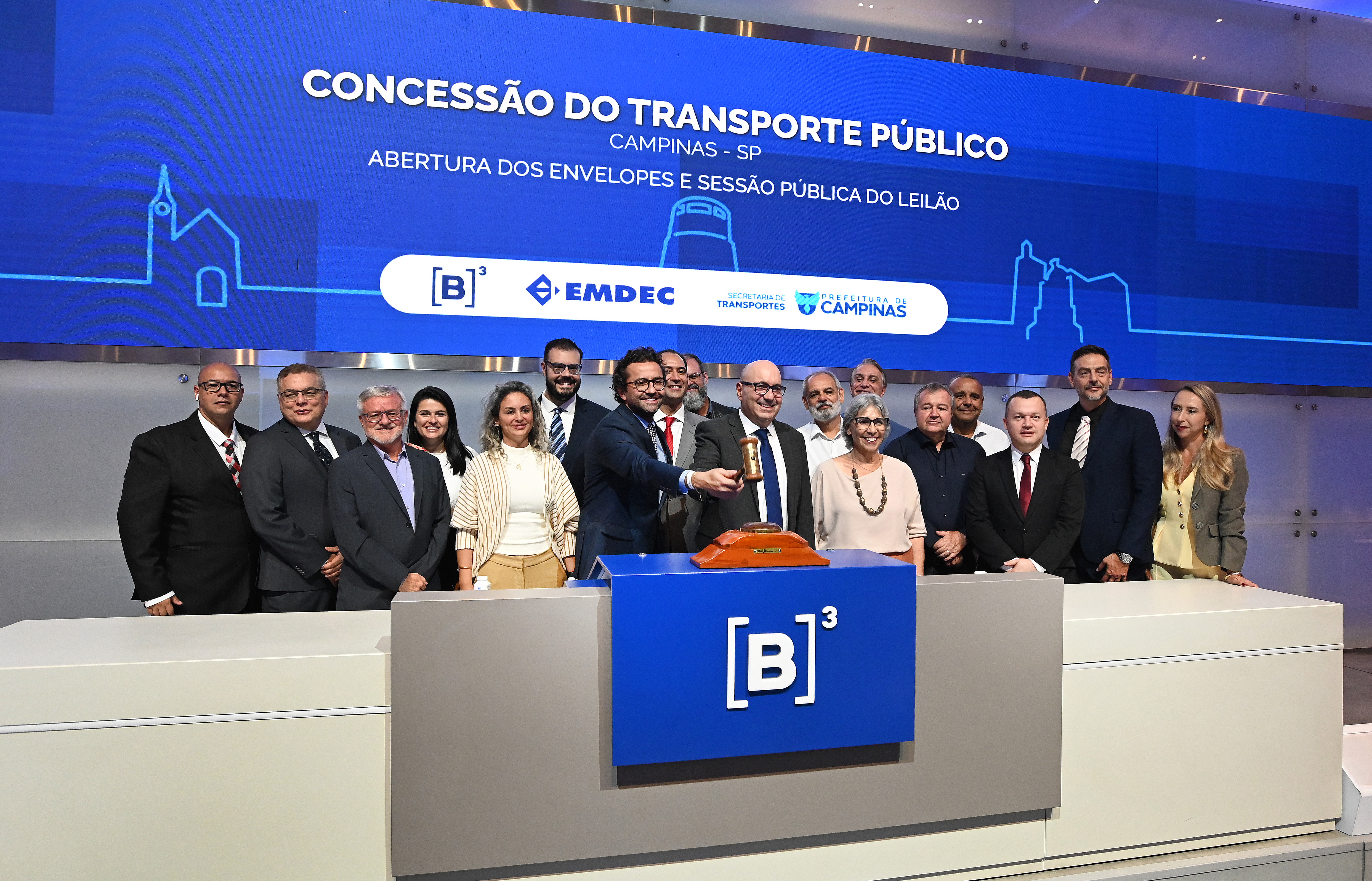 Grupos que devem assumir a operação do transporte foram conhecidos em 5 de março 