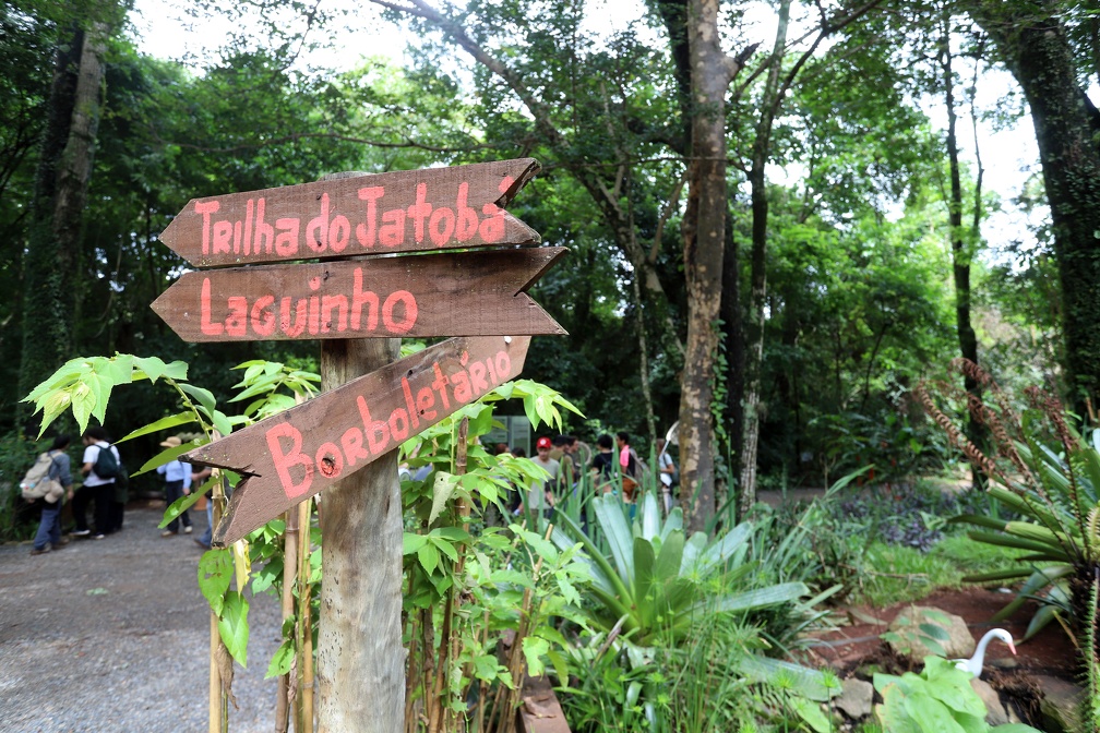 As visitas podem ser agendadas para escolas e grupos e também há visitas individuais autoguiadas