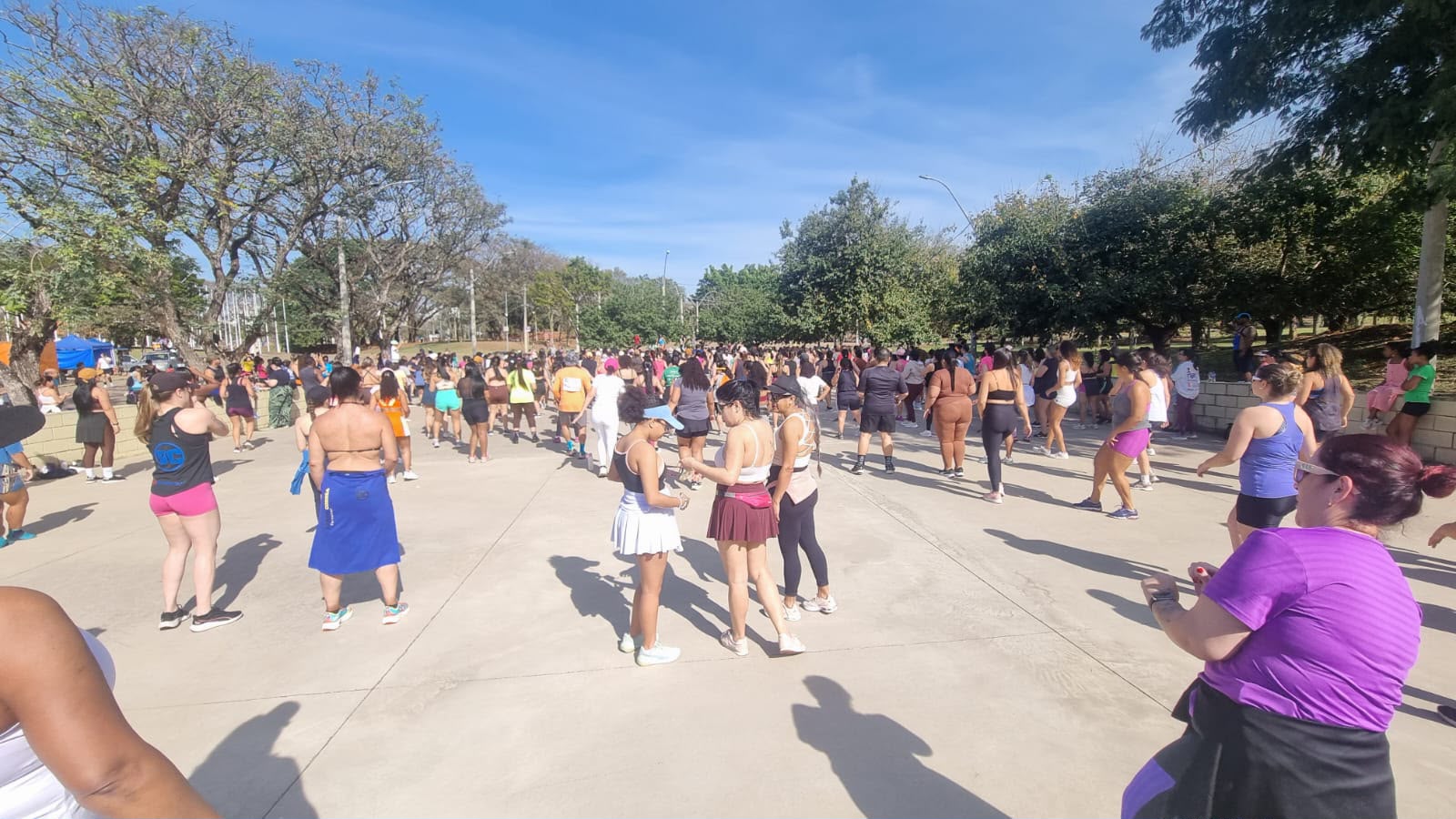 Lagoa do Taquaral terá edição do Domingo Fitness; aulas de dança, com muita música, é convite ao movimento 