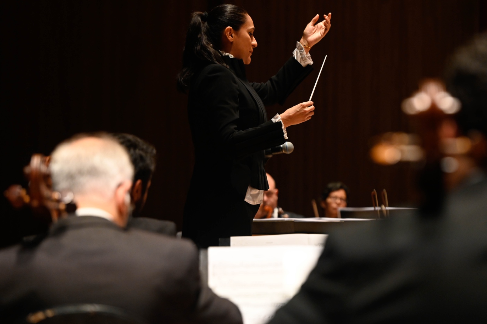 Espetáculo teve regência da maestra Simone Menezes