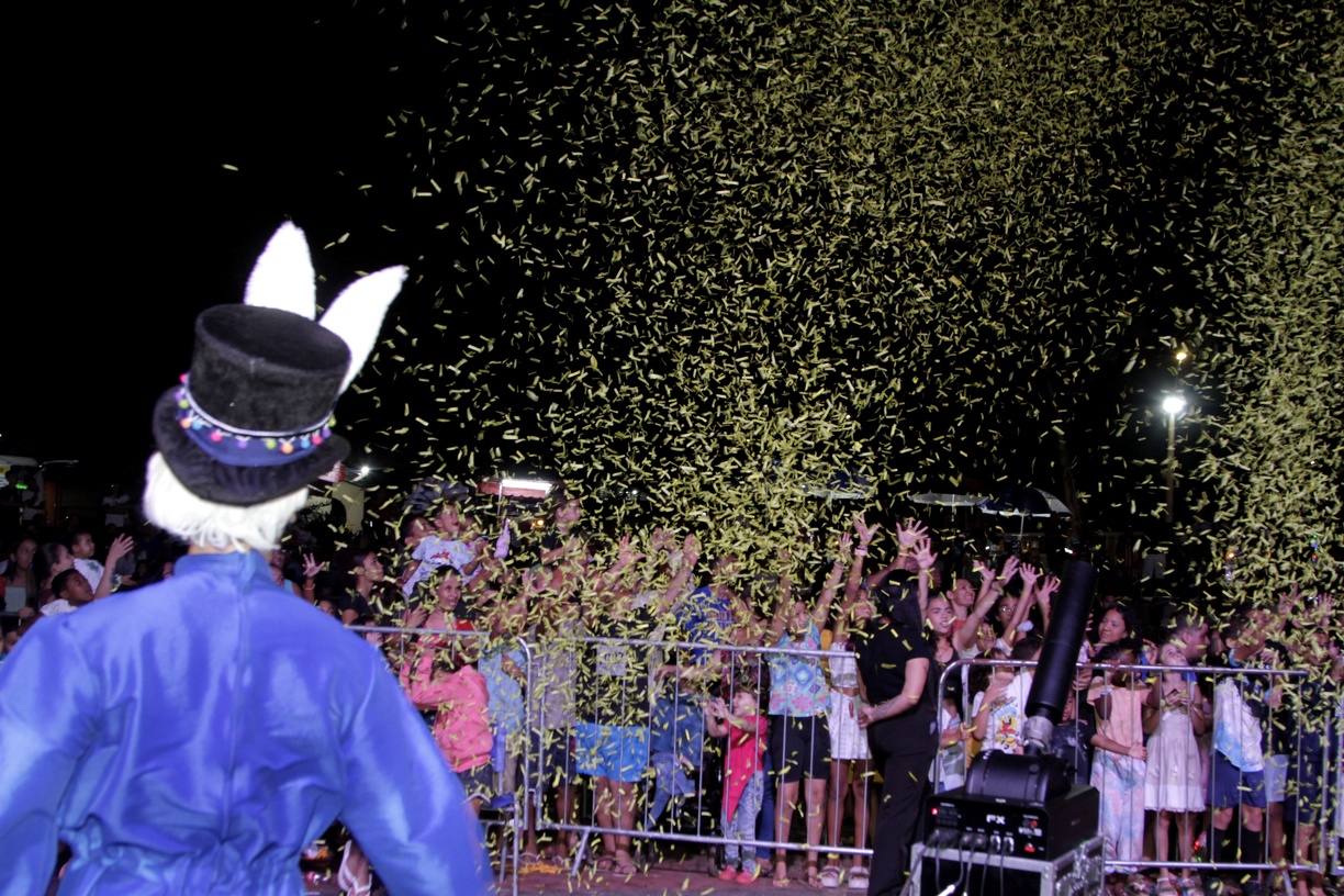 Show Encantado de Páscoa: programação segue até 5 de abril com espetáculos em diferentes bairros da cidade