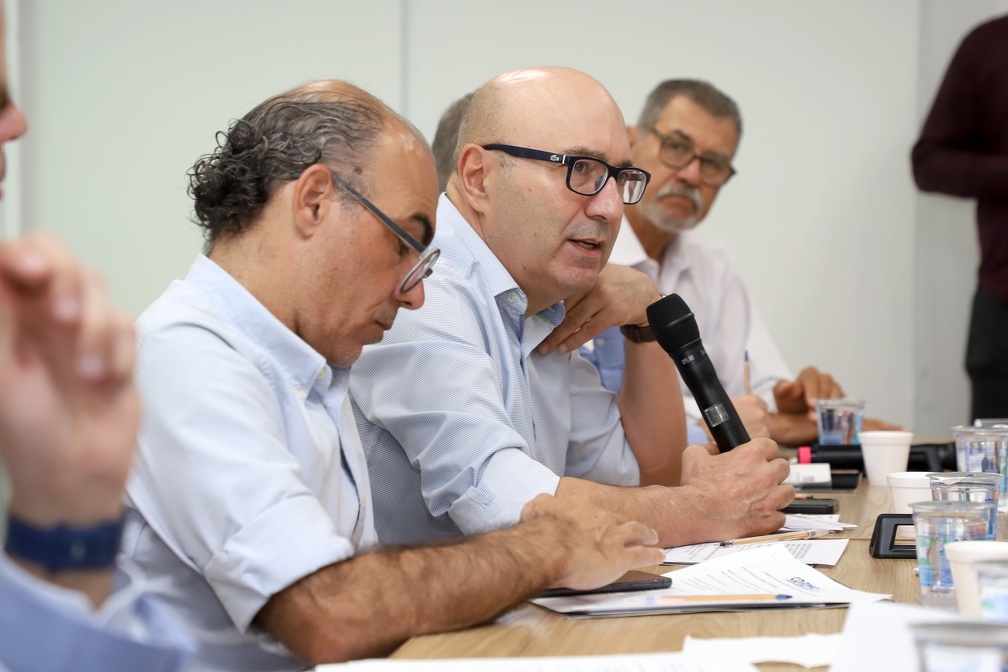 O prefeito de Campinas, Dário Saadi, durante reunião da RMC que discutiu a criação de um hub metropolitano de tecnologia e inovação