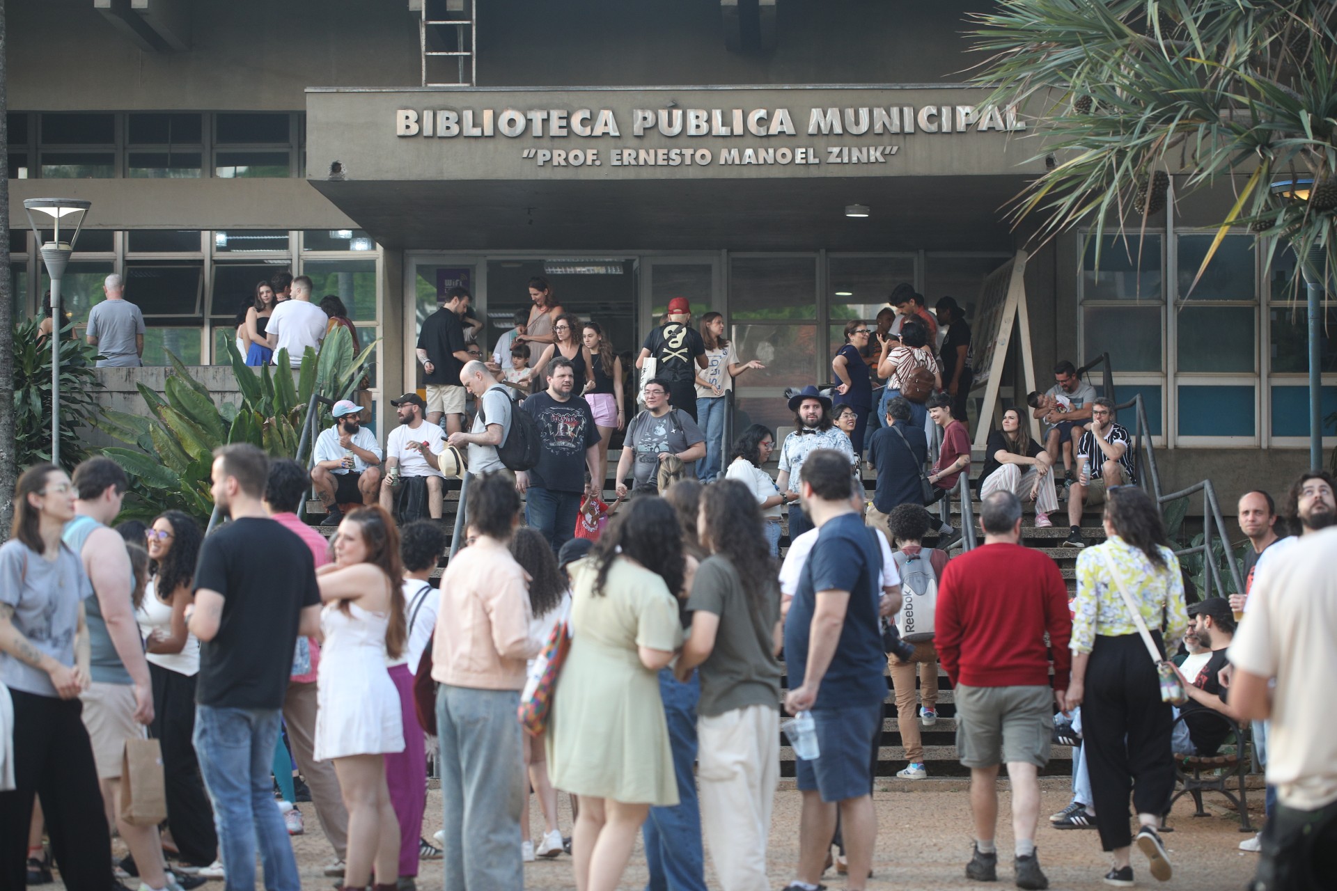 A Biblioteca Pública Municipal ‘Professor Ernesto Manoel Zink' abre as portas para a Feira, que contará com diversas atividades gratuitas