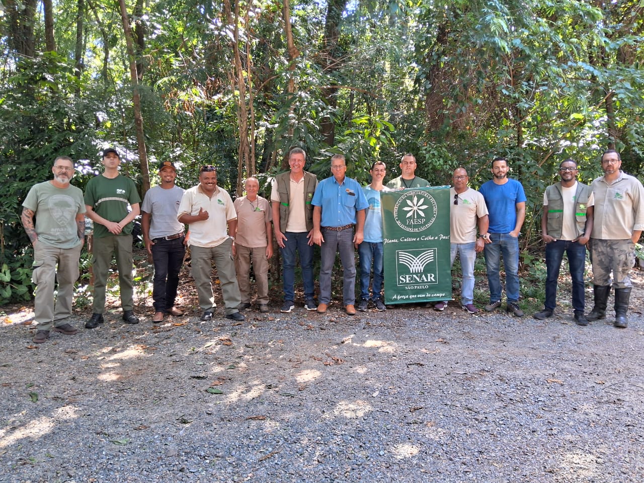 A equipe da Mata de Santa Genebra de participou da capacitação com os técnicos do Serviço Nacional de Aprendizagem Rural (Senar)
