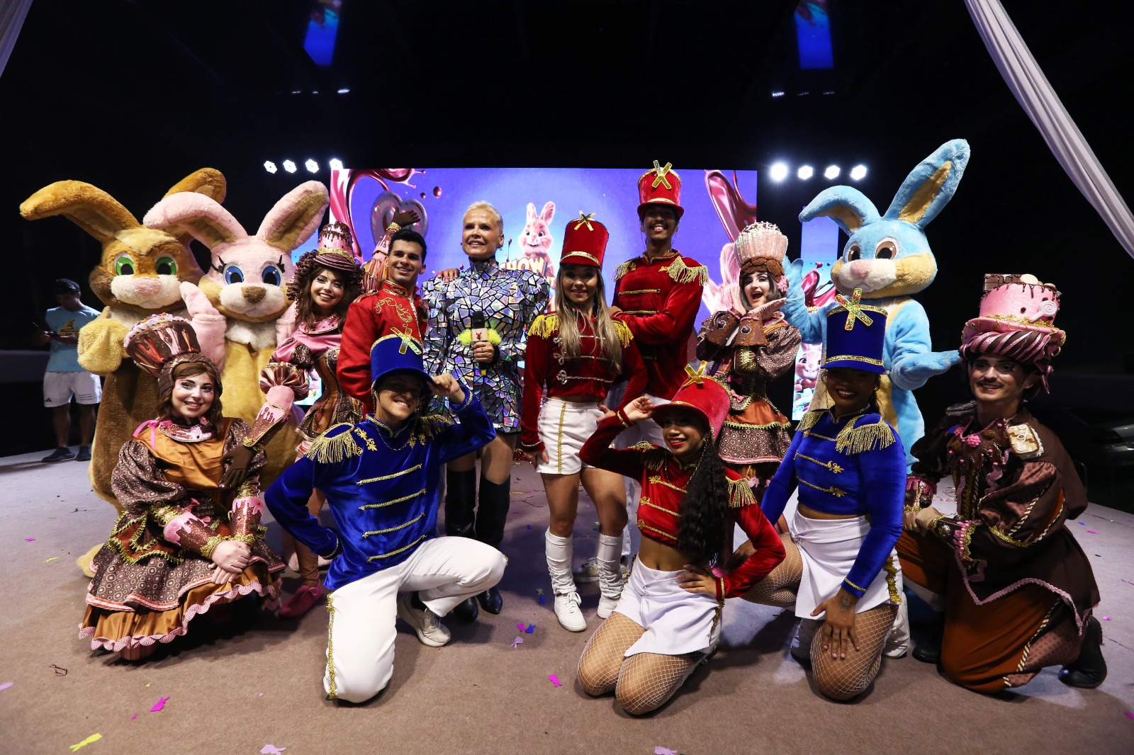 Apresentação teve músicas, coreografias e cenários tecnológicos e imersivos