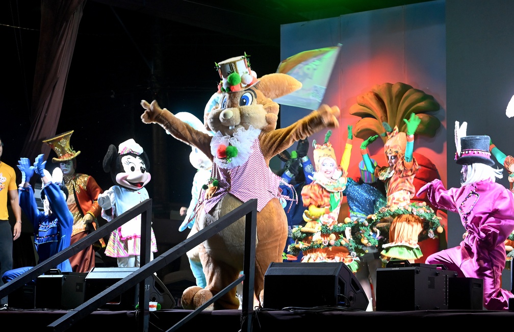 Show Encantado de Páscoa percorre os bairros de Campinas