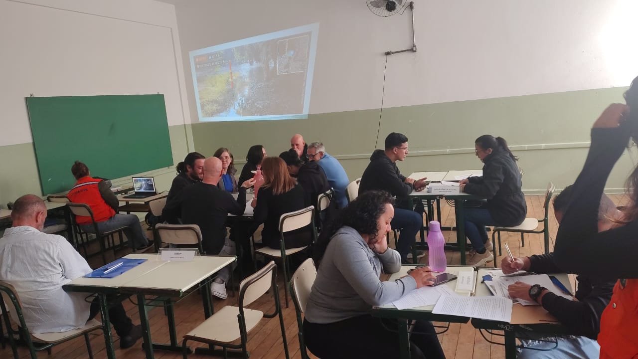 Equipes puderam treinar atuação integrada em cenário baseado em condições reais 