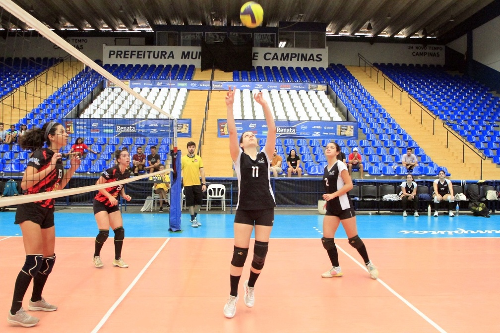 Jogo de vôlei durante a edição 2025 do Torneio Universitário de Campinas (TUC), que terá a quarta edição realizada neste ano