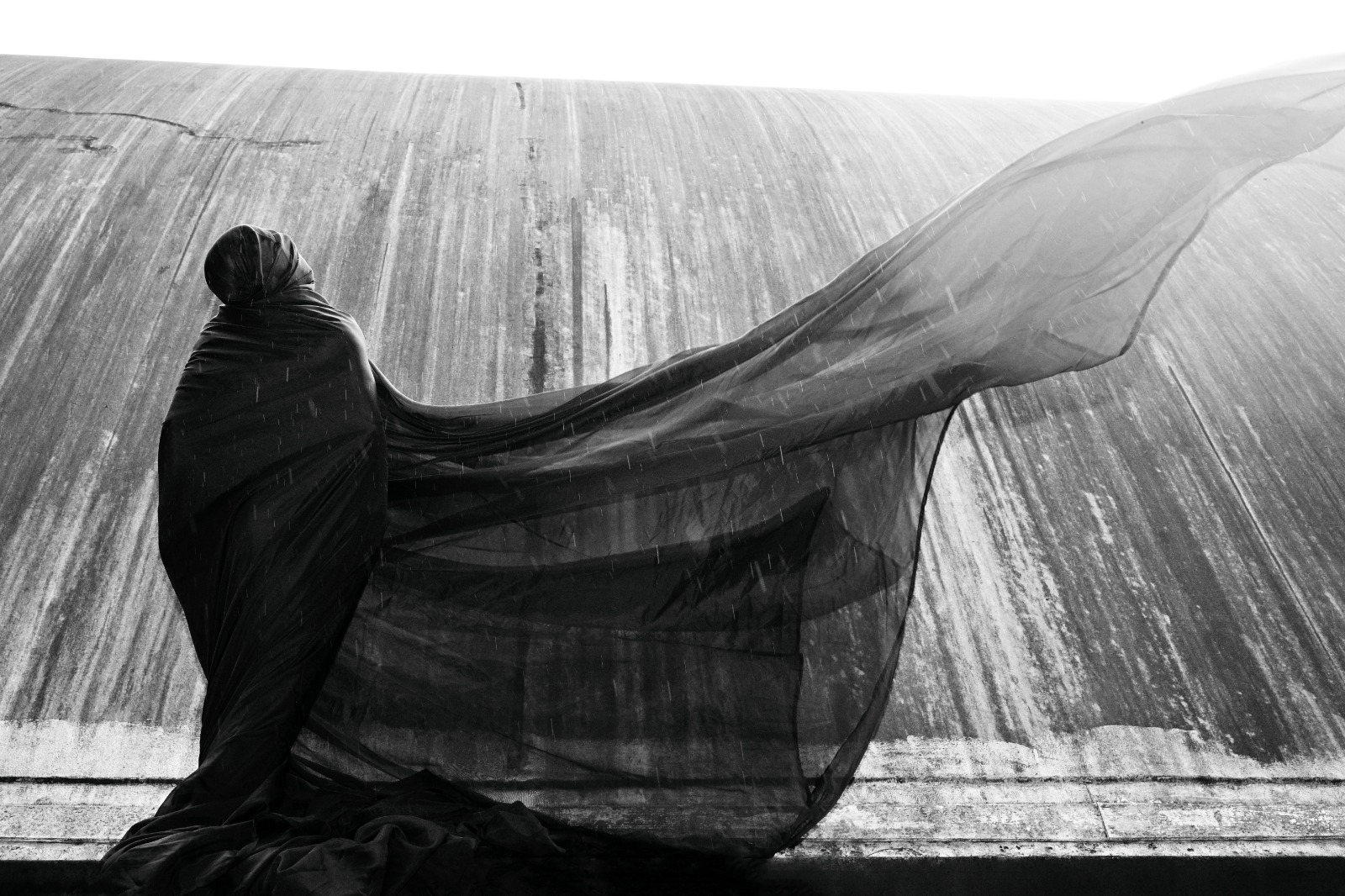 Performance-espetáculo de circo contemporâneo criada e protagonizada por Murilo Toledo será apresentada em quatro sessões