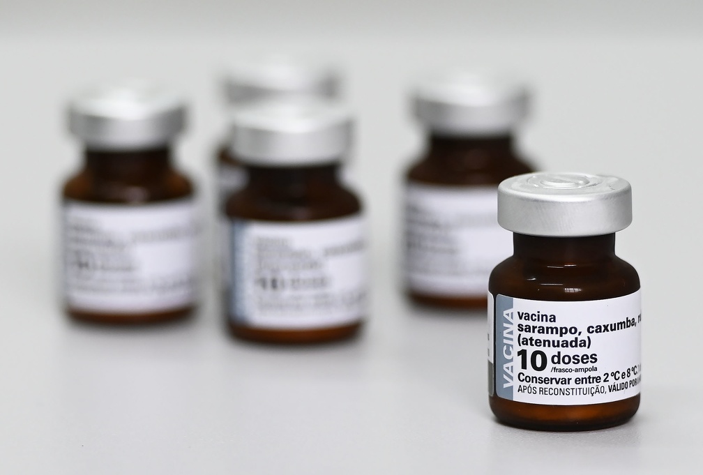 Vacina tríplice viral (SCR, que imuniza contra sarampo, caxumba e rubéola) está disponível nos 69 centros de saúde de Campinas