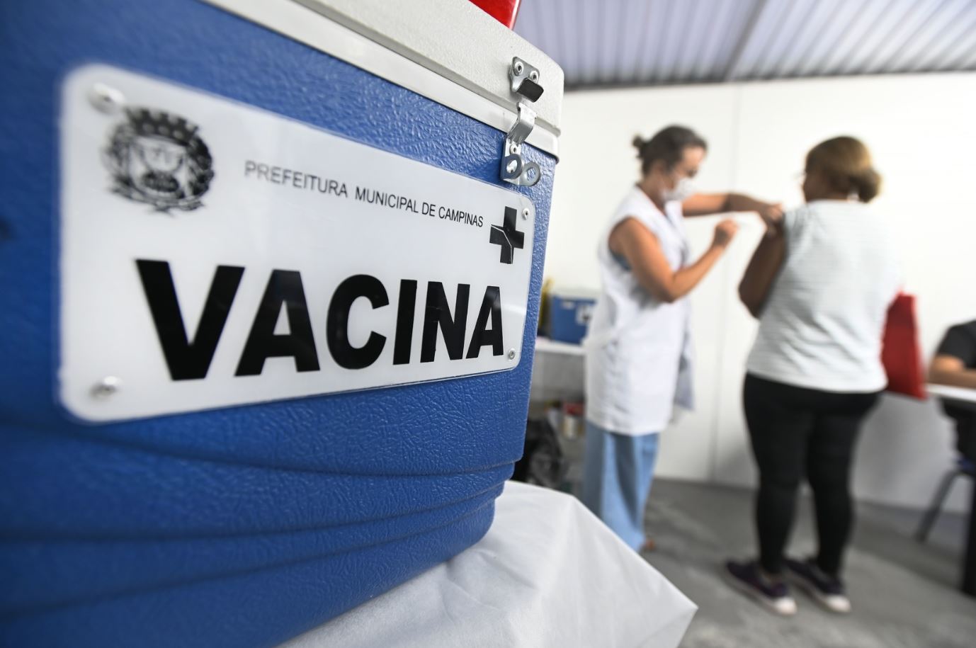 Vacina contra gripe continua disponível em todos os centros de saúde de Campinas