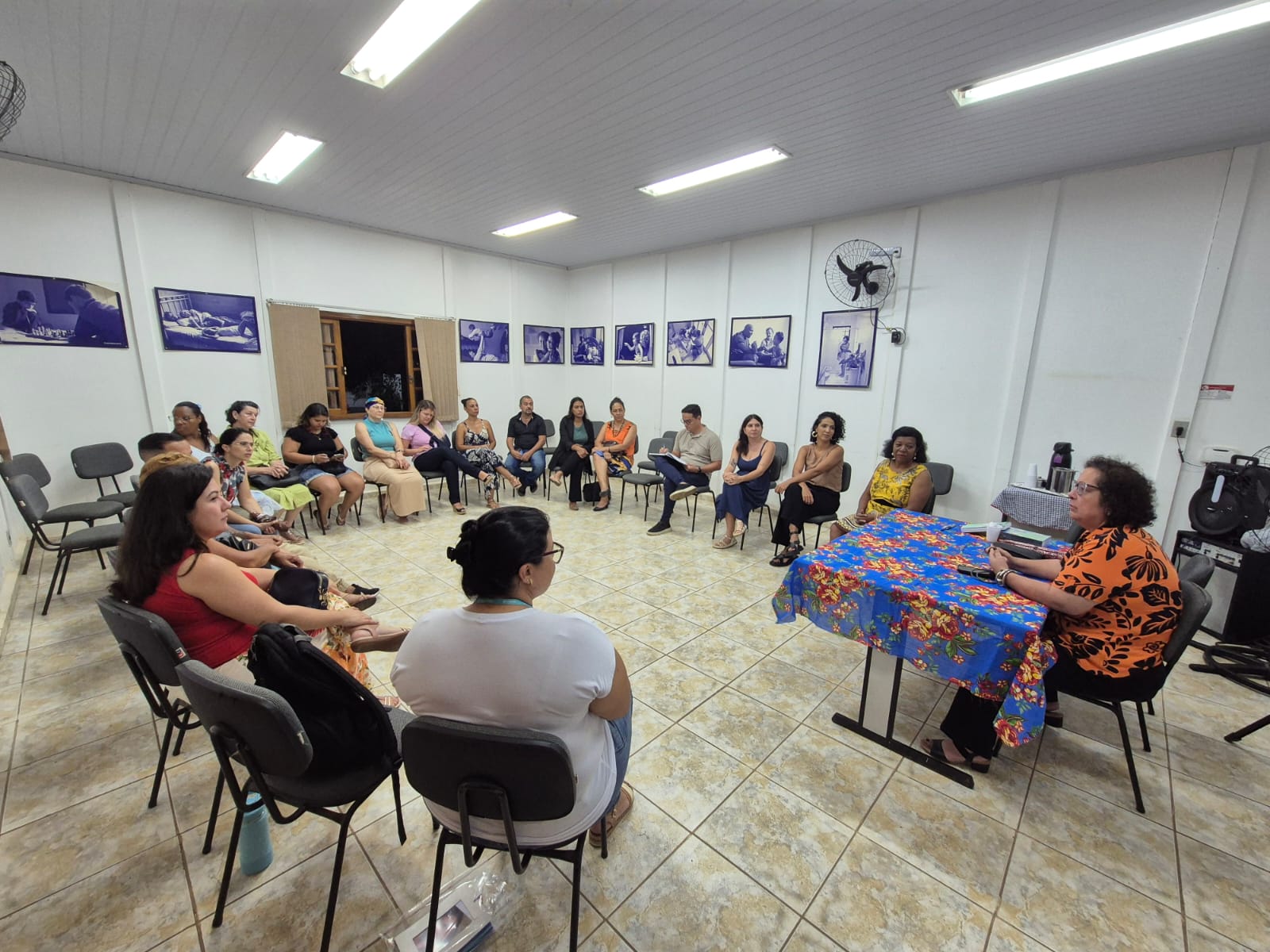 Roda de Conversa enfatizou a importância do acolhimento familiar como alternativa ao acolhimento institucional