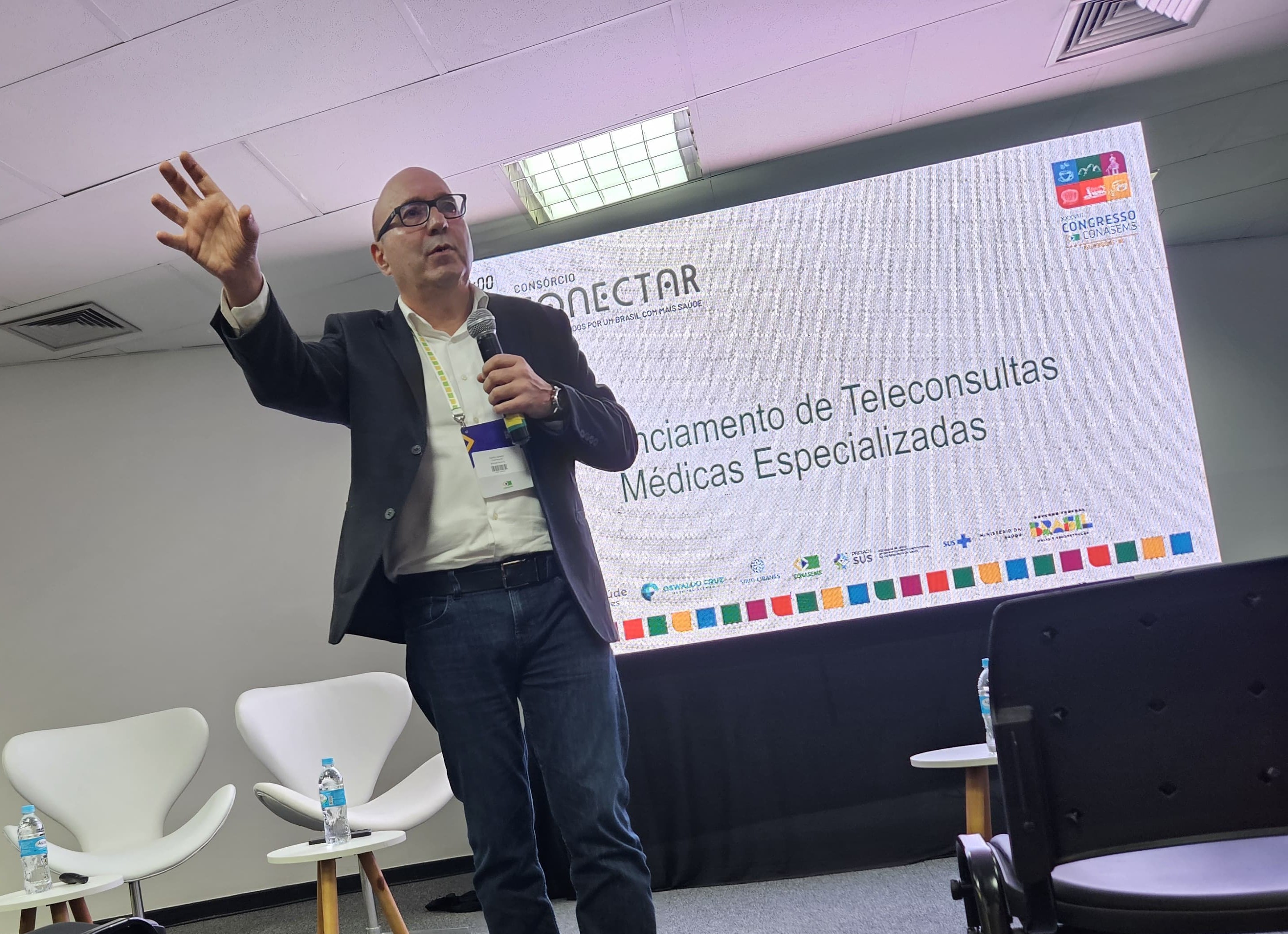 Dário Saadi fala durante congresso do Conasems em Belo Horizonte: modelo facilita expansão da saúde digital